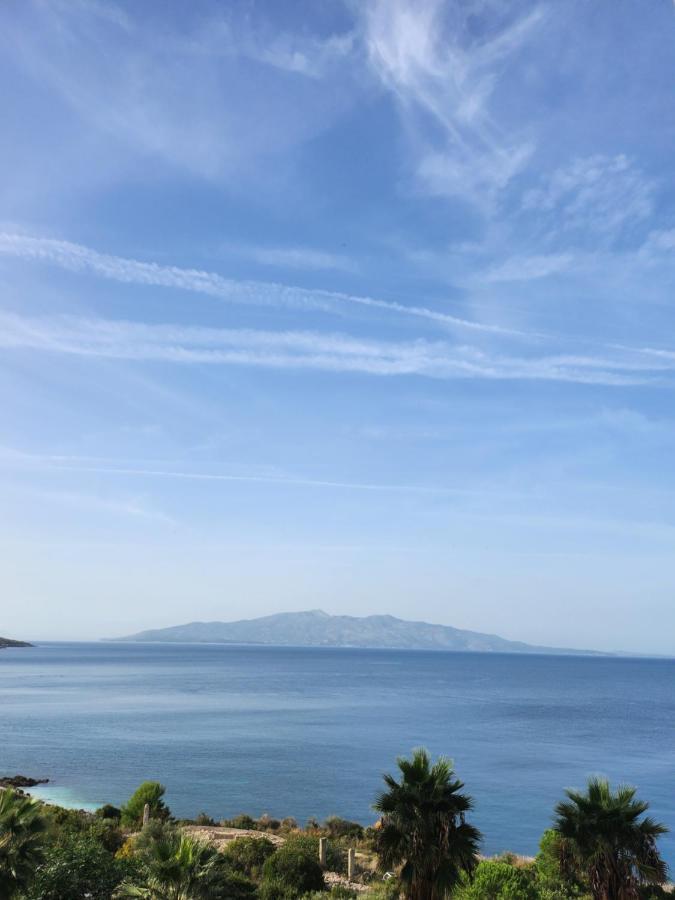 Lila Bella Sarandë