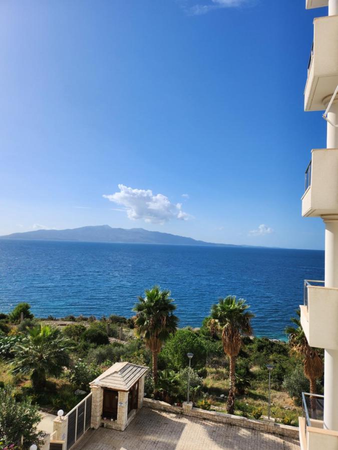 Lila Bella * Sarandë